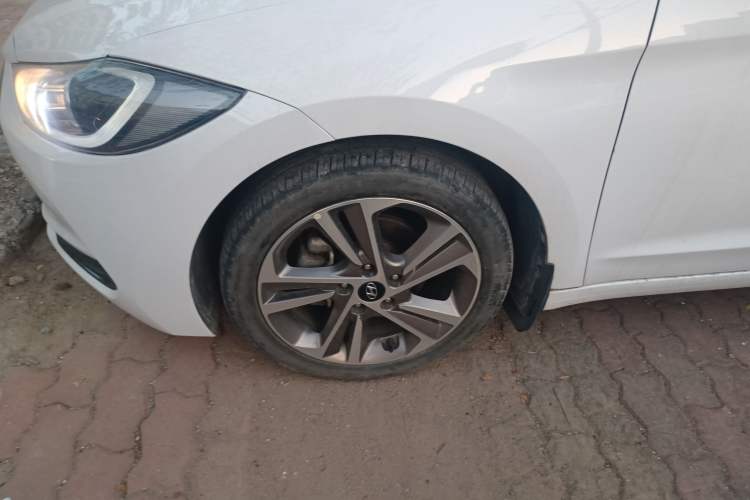 Used Hyundai Elantra 2016 1.6L Automatic ZhiXuan – Elite Version
