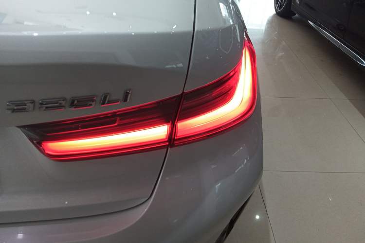 Used BMW 3 Series 2023 325Li M Sport Package
