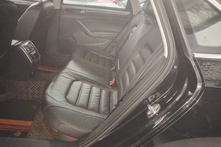 Used Volkswagen Passat 2016 330TSI DSG Luxury Edition