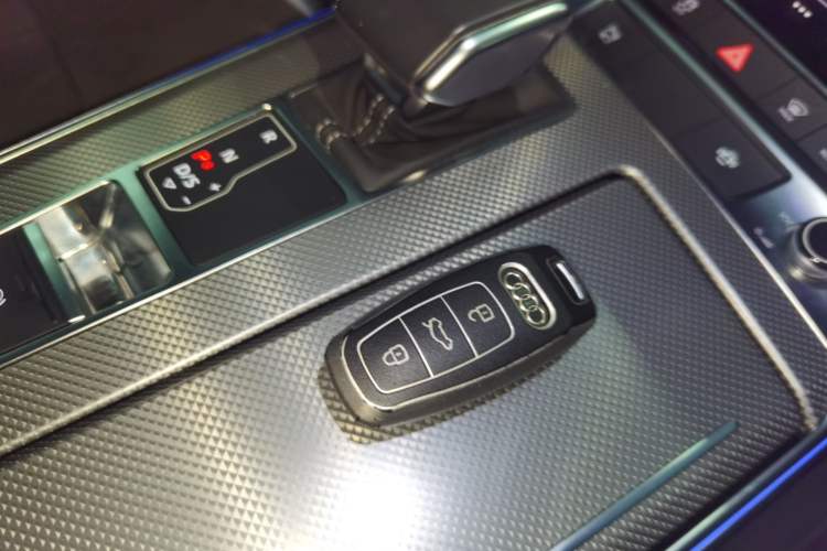 Used Audi A6L 2022 40 TFSI Luxury Dynamic Model
