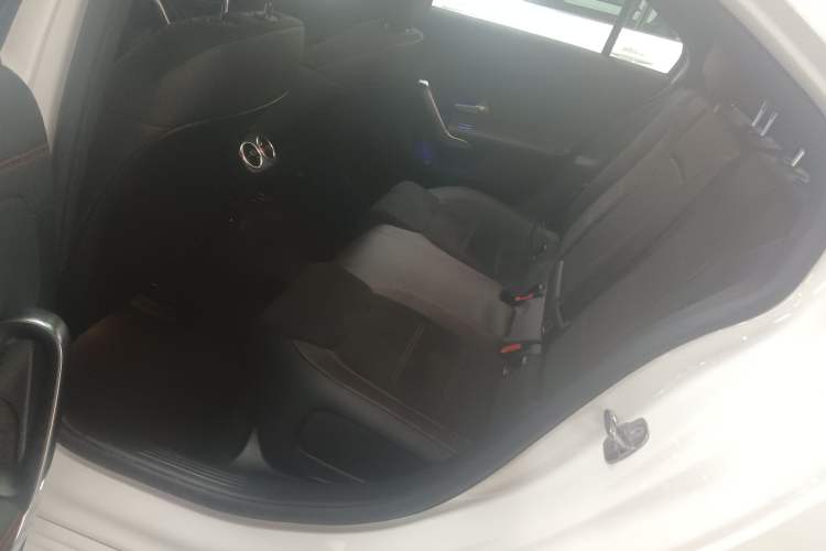 Used Mercedes-Benz A-Class 2024 Updated A 200 L Fashion Version
