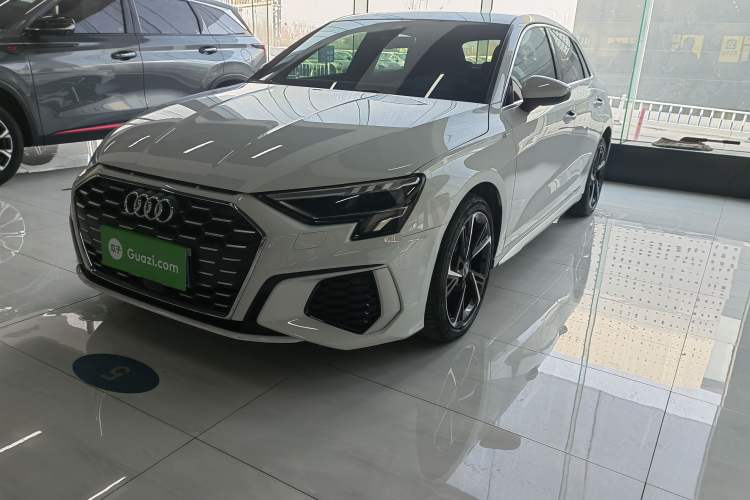 Used Audi A3 2024 Sportback 35 TFSI Fashionable Sports Model
