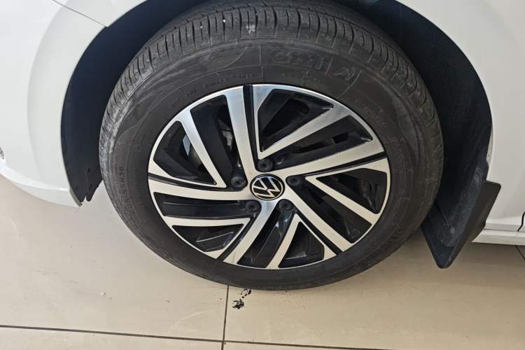 Used Volkswagen Lavida 2023 300TSI DSG Full-Comfort Edition
