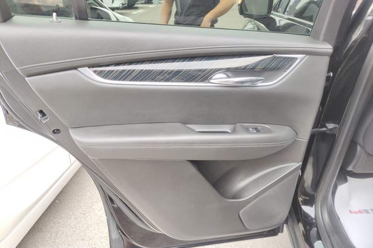 Used Cadillac XT6 2020 28T Six-Seater Four-Wheel-Drive Luxury Version
