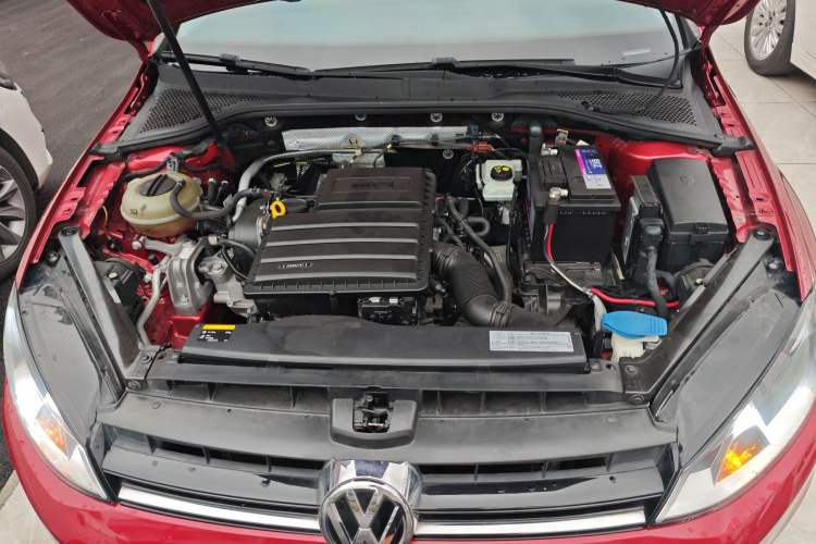 Used Volkswagen Golf 2016 1.6L Automatic Comfort Model
