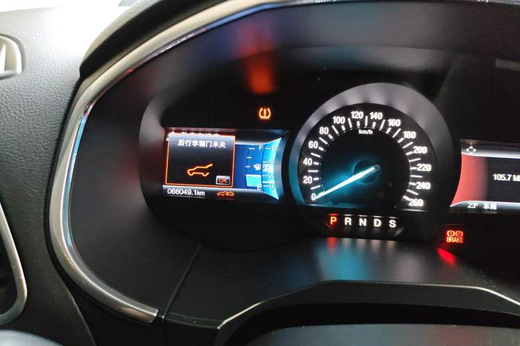 Used Ford Edge 2016 EcoBoost 245 Two-Wheel-Drive Titanium 7-Seater