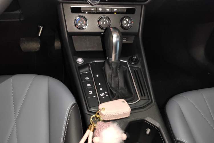 Used Volkswagen Lavida 2024 1.5L Automatic Starry Sky 5 Million Edition