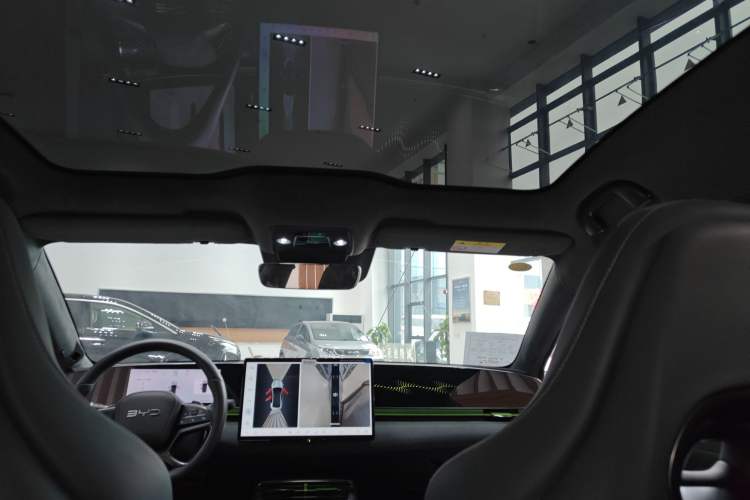 Used BYD Seal 2025 600 All-Wheel Drive Intelligent Driving Version
