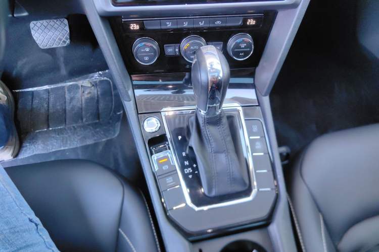 Used Volkswagen Lamando 2019 280TSI DSG Comfort Edition China VI standard