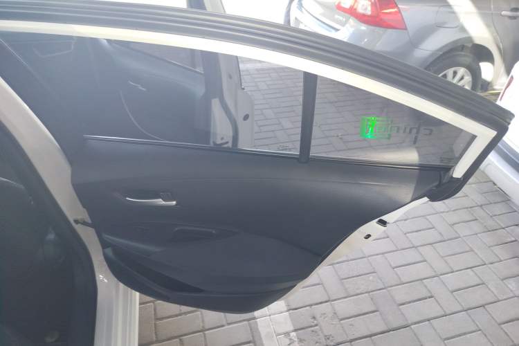 Used Toyota Corolla 2021 Dual-Motor 1.8L E-CVT Elite Edition
