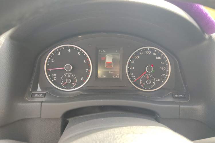 Used Volkswagen Tiguan L 2015 1.8TSI Automatic Two-Wheel Drive Luxury Model