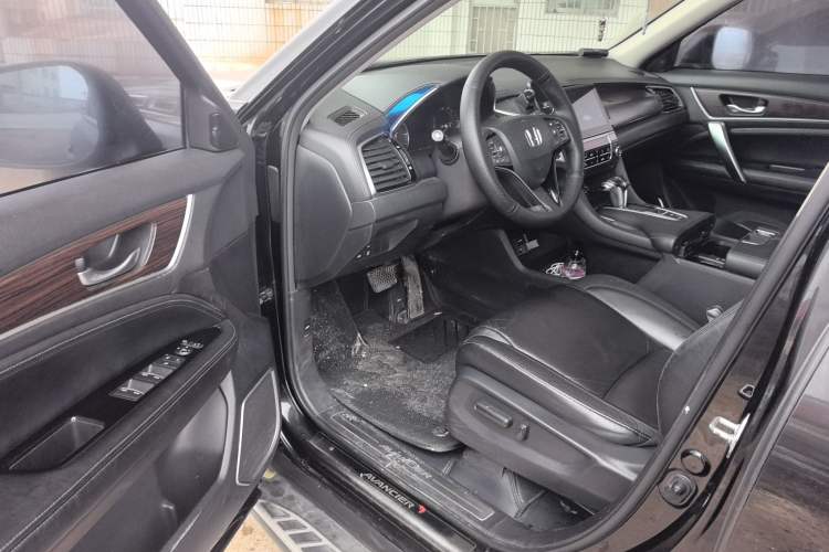 Used Honda Avancier 2017 240TURBO Two-Wheel Drive Premium Edition
