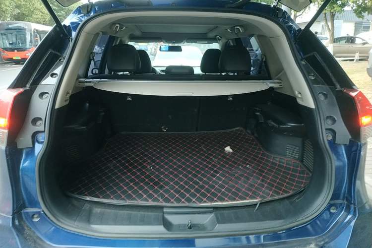 Used Nissan X-Trail 2017 2.0L CVT Comfort Edition 2WD
