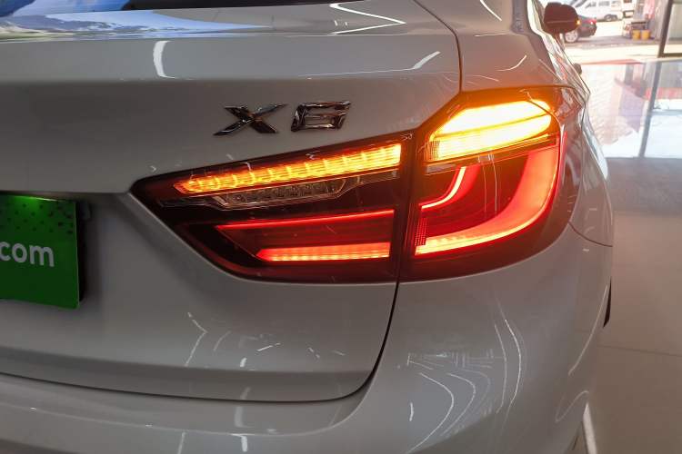 Used BMW X6 2015 xDrive35i Leading Model
