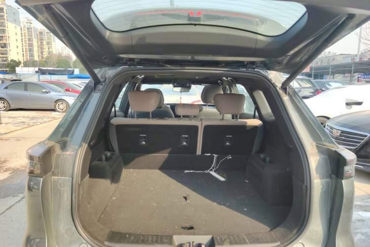 Used Chery Fengyun T8 2025 1.5T 130km Deluxe Version 5 Seats