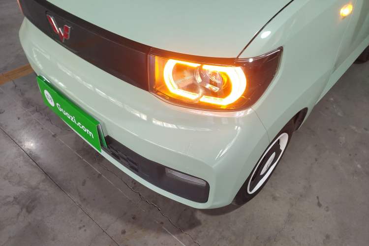 Used Wuling Hongguang MINIEV 2021 Macaron Fashion Model Lithium Iron Phosphate