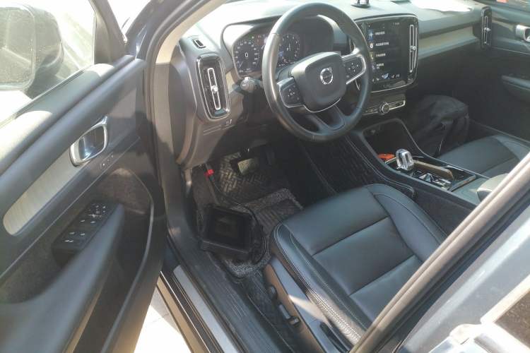 Used Volvo XC40 2021 T4 Four-Wheel Drive Smart Luxury Edition