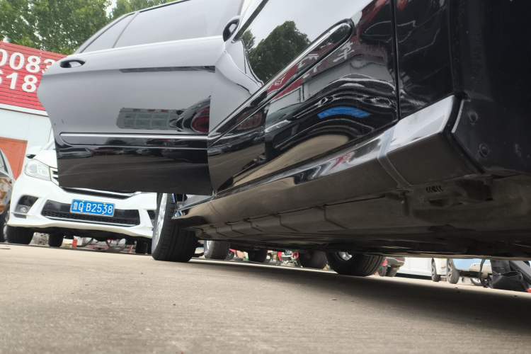 Used Mercedes-Benz R-Class 2017 R 320 4MATIC Business Edition Prestige Model