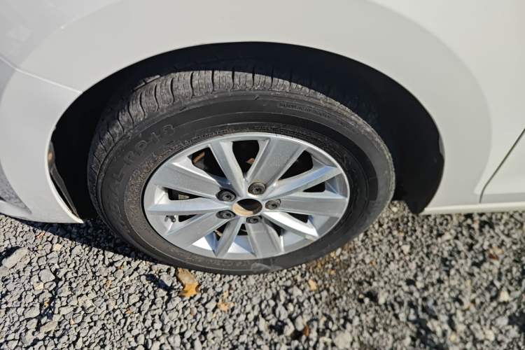 Used Volkswagen Santana 2019 1.5L Manual Fashion Edition China VI Standard