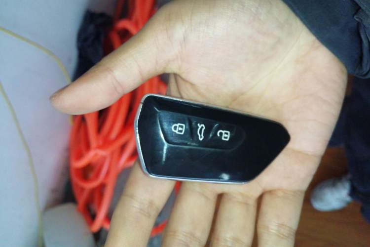 Used Volkswagen Golf 2023 Facelift 280TSI DSG R-Line Lite