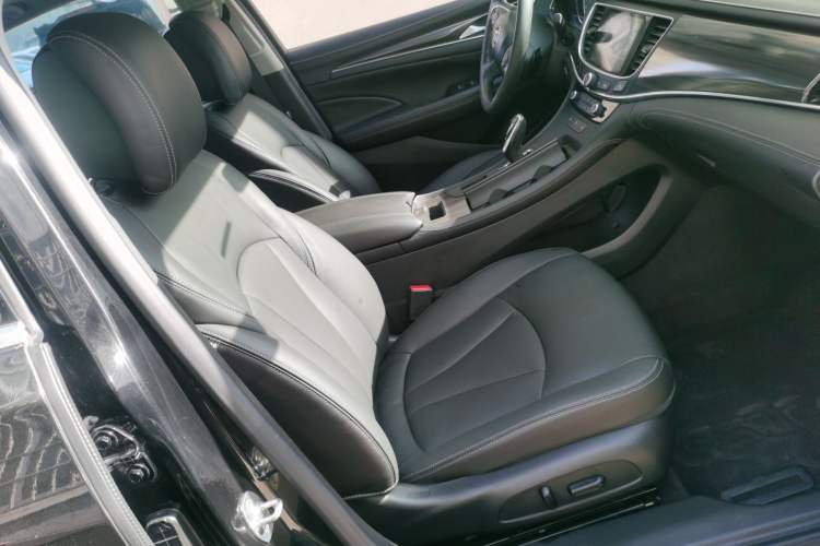 Used Buick LaCrosse 2019 28T Luxury Model