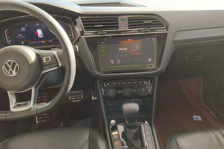 Used Volkswagen Tiguan L 2021 330TSI Automatic Two-Wheel Drive R-Line Enhanced Edition
