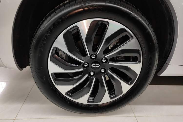 Used Hima AITO M7 2024 1.5T Intelligent Driving Rear-Drive Max Edition 5 Seats
