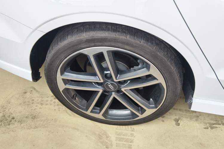 Used Audi A3 2017 Limousine 35 TFSI Sport Edition