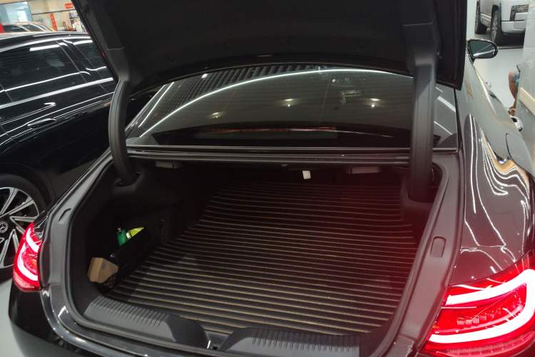 Used Mercedes-Benz CLS 2021 CLS 300 Luxury Model
