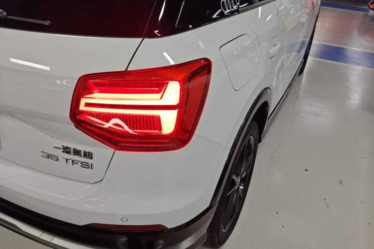 Used Audi Q2L 2021 35 TFSI Progressive Dynamic Edition
