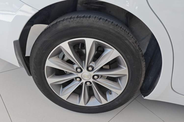 Used Chevrolet Monza 2020 320 Automatic Enjoyment Edition