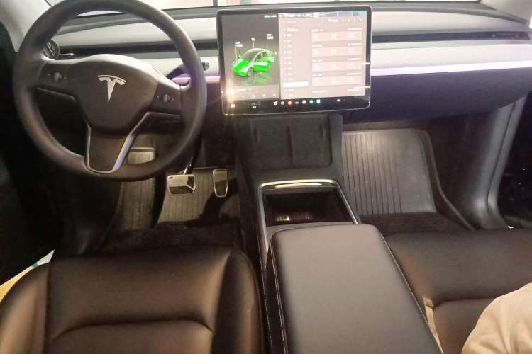 Used Tesla Model Y 2023 Rear-Wheel-Drive Version