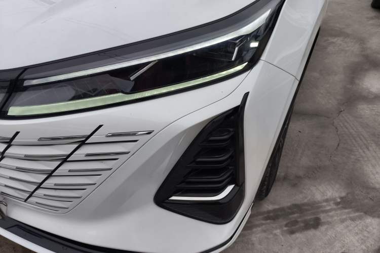 Used Changan CS75 PLUS 2024 3rd Generation Champion Edition 2.0T Intelligent Drive Performance Model
