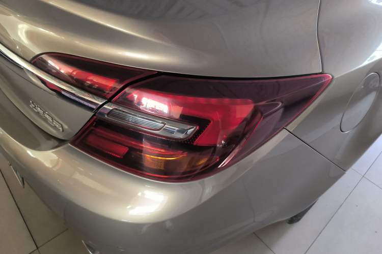 Used Buick Regal 2014 2.0L Leading Fashion Edition
