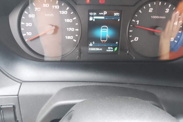 Used Iveco Eurocargo 2021 3.0T Automatic Chaorui Short Wheelbase High-Roof Side-Sliding Door F1C
