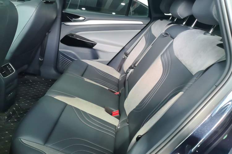 Used Volkswagen ID.4 CROZZ 2022 Long-Range PRO Edition