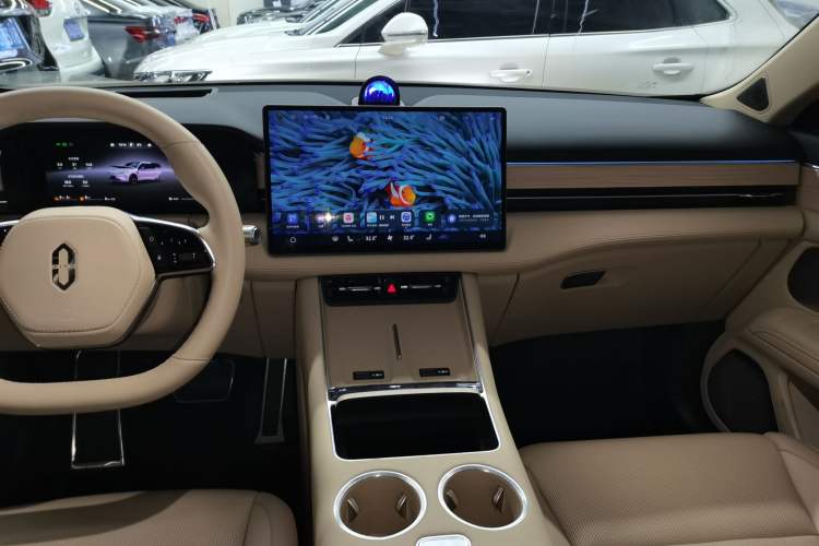 Used Hima AITO M5 2025 Extended-Range Ultra All-Wheel-Drive Version
