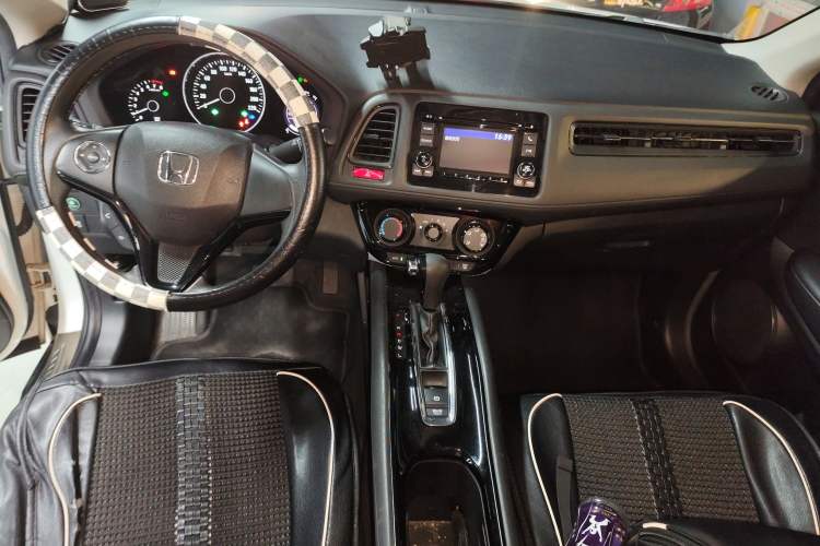 Used Honda Vezel 2015 1.5L CVT two-wheel drive Comfort trim
