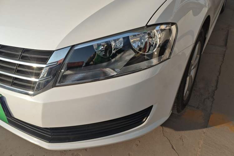 Used Volkswagen Lavida 2017 1.6L Manual Fashion Edition
