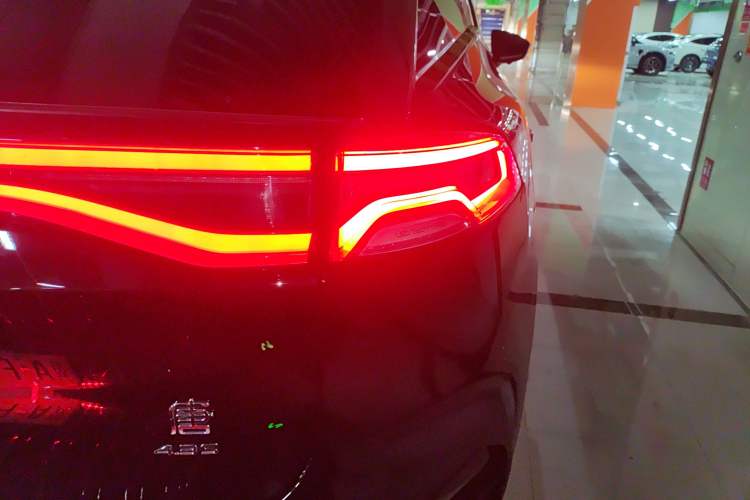 Used BYD Tang New Energy 2022 DM-p 215 km All-Wheel-Drive Deluxe Model
