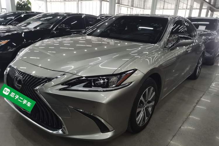 Used Lexus ES 2020 200 Excellence Edition
