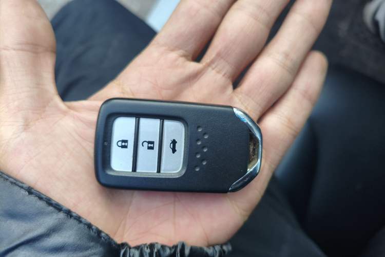 Used Honda Crider 2015 1.8L Automatic Luxury Edition
