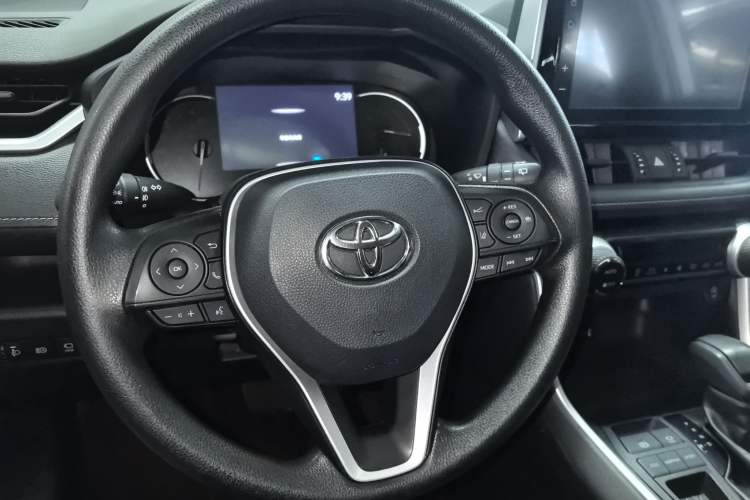Used Toyota RAV4 2020 2.0L CVT Two-Wheel Drive Fashion Edition
