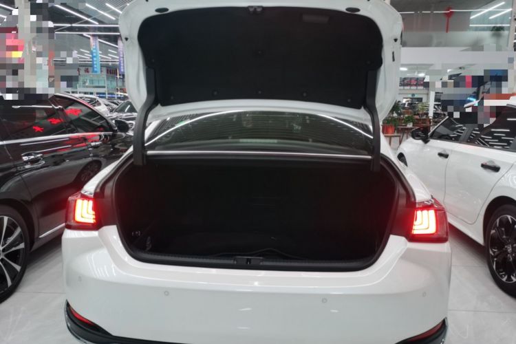 Used Lexus ES 2022 200 Excellence Edition
