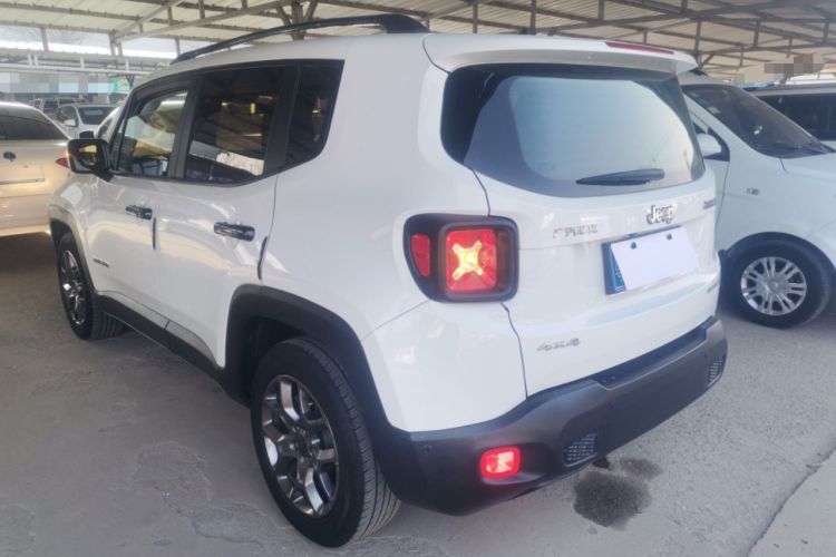Used  Renegade 2017 180T Automatic Kinetic Edition+