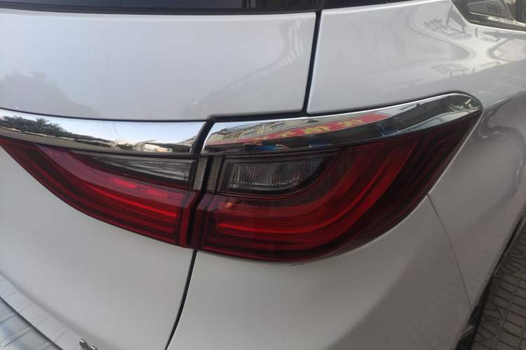 Used BYD Song MAX 2019 1.5T Automatic Smart Connect Ruiyi Model 7 Seats China V Emission Standard
