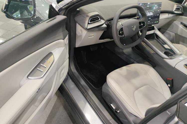 Used ARCFOX Alpha S5 