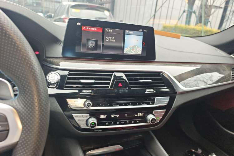 Used BMW 5 Series 2019 530Li Leading Model M Sport Package