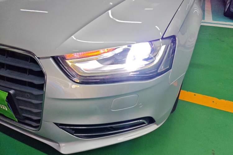 Used Audi A4L 2015 35 TFSI Automatic Comfort Model
