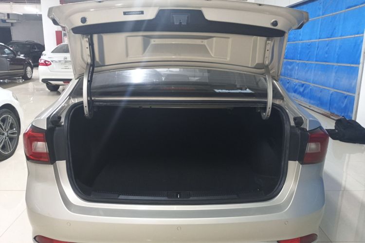 Used Roewe i5 2019 1.5L Manual 4G Connected Langyue Edition
